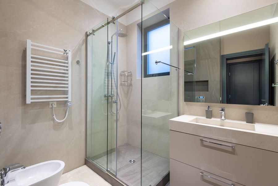Badkamer en toilet installatie Rotterdam